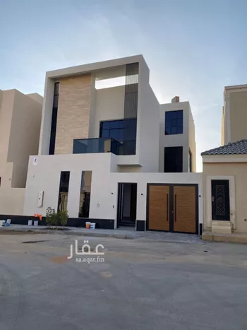 فيلا للبيع في شارع قطب الدين بن السلطان, حي المهدية, مدينة الرياض, منطقة الرياض صورة 2