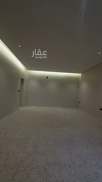 فيلا للبيع في شارع محمد بن عيسى العدني, حي المهدية, مدينة الرياض, منطقة الرياض صورة 3