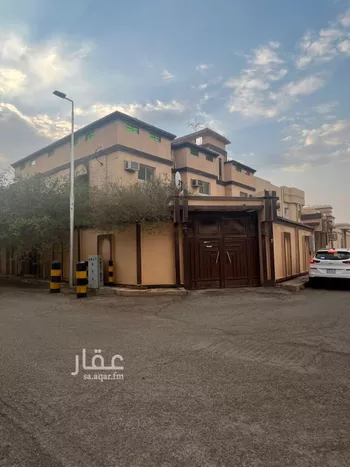 فيلا للبيع في شارع الخليفة الناصر لدين الله, حي الصالحية, مدينة عنيزه, منطقة القصيم صورة 2