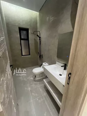 فيلا للبيع في شارع طريق السفير الشبيلي, حي الملك خالد, مدينة عنيزه, منطقة القصيم صورة 3