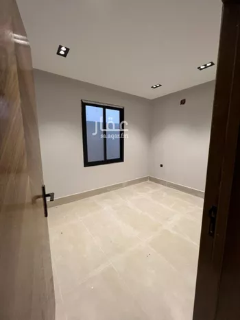 فيلا للبيع في شارع حسين الأبريقي, حي عكاظ, مدينة الرياض, منطقة الرياض صورة 3