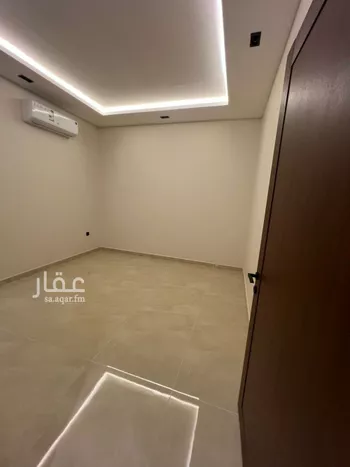 دور للبيع في شارع أحمد بن محمد القطيعي, حي عكاظ, مدينة الرياض, منطقة الرياض صورة 4