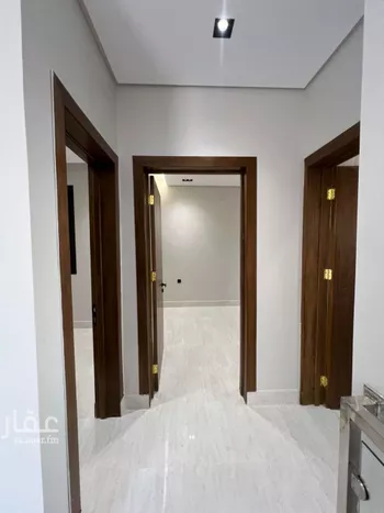 فيلا للبيع في شارع ابن خزرج, حي العريجاء الغربي, مدينة الرياض, منطقة الرياض صورة 3