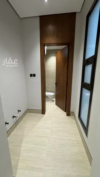 فيلا للبيع في شارع عبداللطيف بن المبارك, حي المهدية, مدينة الرياض, منطقة الرياض صورة 3