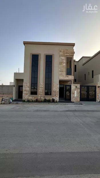 فيلا للبيع في شارع أحمد مفتي المكي الحنفي, حي المهدية, مدينة الرياض, منطقة الرياض صورة 2