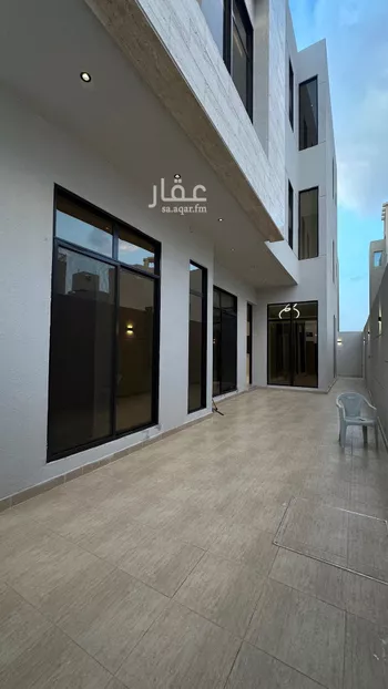 فيلا للبيع في شارع عمران بن أبي عمر, حي المهدية, مدينة الرياض, منطقة الرياض صورة 4