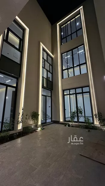 فيلا للبيع في شارع قطب الدين بن السلطان, حي المهدية, مدينة الرياض, منطقة الرياض صورة 4
