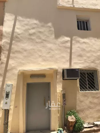 فيلا للبيع في شارع عبدالعزيز الشمري, حي الجرادية, مدينة الرياض, منطقة الرياض
