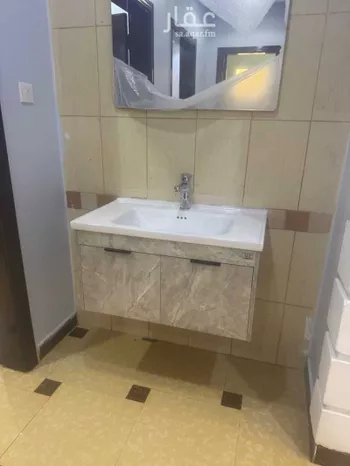 دور للبيع في شارع زين الدار المصري, حي العزيزية, مدينة الرياض, منطقة الرياض صورة 2