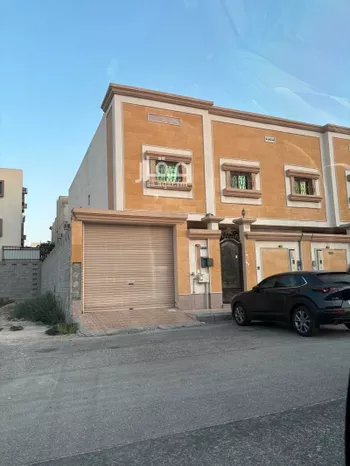 فيلا للبيع في شارع رافع بن يزيد الأنصاري ، حي طيبة ، الدمام ، الدمام