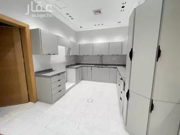 شقة للإيجار في شارع عمرو ابن غزية, حي الصفاء, مدينة جدة, منطقة مكة المكرمة