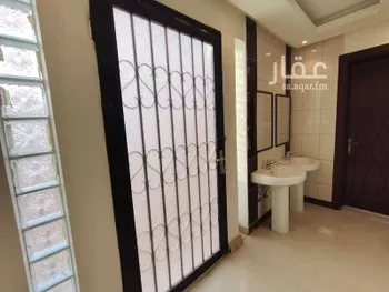 فيلا للإيجار في شارع السيوطي ، حي قرطبة ، الرياض ، منطقة الرياض صورة 4