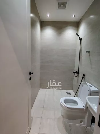شقة للإيجار في شارع شهيد الدين ثم الوطن عبدالرحمن بن عزاز, حي الشهداء, مدينة الرياض, منطقة الرياض