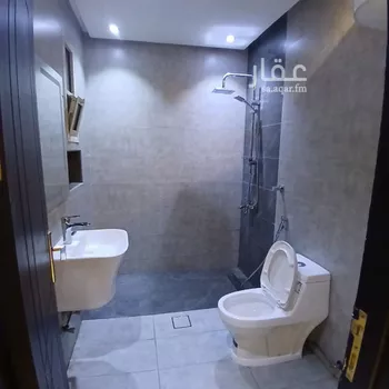 شقة للإيجار في شارع حاتم الطائي, حي الروضة, مدينة الرياض, منطقة الرياض صورة 2