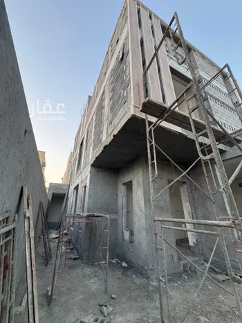 فيلا للبيع في شارع محمد بن عمرو بن العاص, حي طيبة, مدينة الدمام, المنطقة الشرقية صورة 2