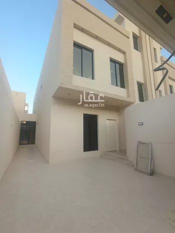 دور للبيع في شارع النفوذ, حي عكاظ, مدينة الرياض, منطقة الرياض صورة 3