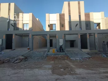 دور للبيع في شارع ابي منصور الكوفي, حي بدر, مدينة الرياض, منطقة الرياض صورة 2