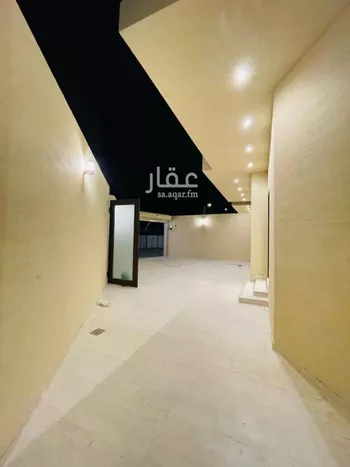 فيلا للبيع في شارع القاضي شريح, حي عكاظ, مدينة الرياض, منطقة الرياض صورة 4
