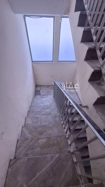 عمارة للبيع في شارع 14ب, حي الخبر الجنوبية, مدينة الخبر, المنطقة الشرقية صورة 4