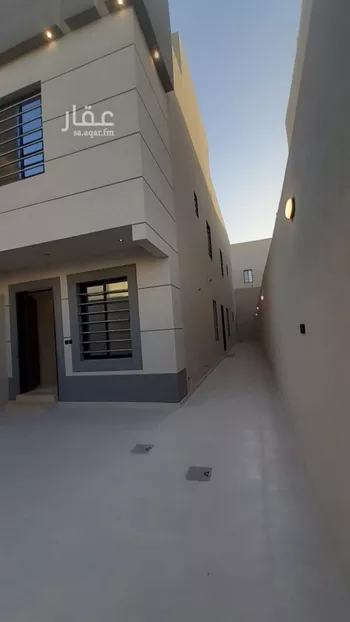دور للبيع في شارع الرسالة, حي بدر, مدينة الرياض, منطقة الرياض صورة 2