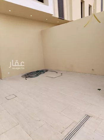 دور للبيع في شارع شقرون المغراوي, حي عكاظ, مدينة الرياض, منطقة الرياض صورة 5
