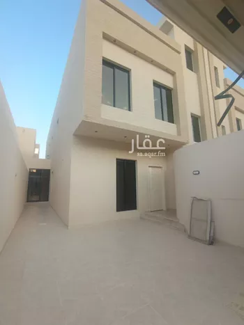 دور للبيع في شارع النفوذ, حي عكاظ, مدينة الرياض, منطقة الرياض صورة 2