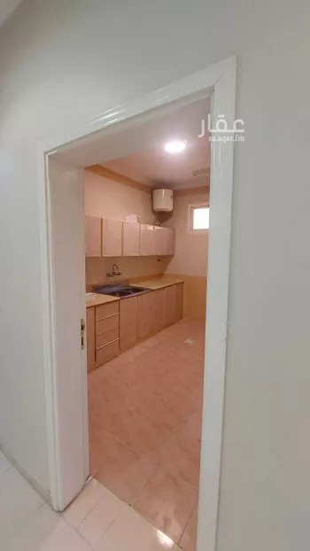 شقة للإيجار في شارع اللواء فيصل الحارثي ، حي الحمراء ، تبوك ، منطقة تبوك صورة 2