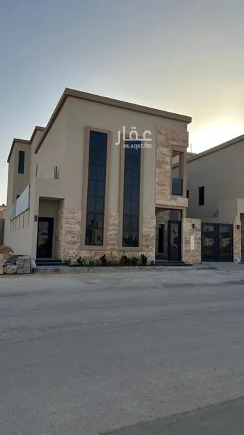 فيلا للبيع في شارع أحمد مفتي المكي الحنفي, حي المهدية, مدينة الرياض, منطقة الرياض