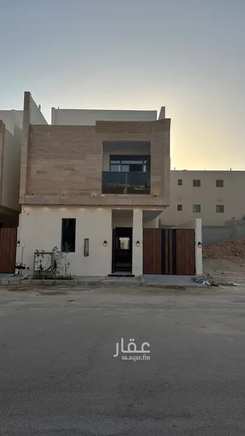 فيلا للبيع في شارع عبداللطيف بن المبارك, حي المهدية, مدينة الرياض, منطقة الرياض صورة 2
