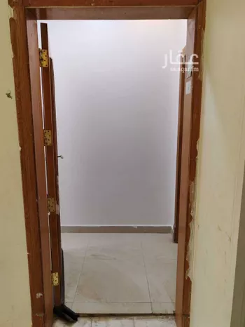 شقة للإيجار في شارع اندونيسيا ، حي مخطط علي الخرس و احمد الشهاب ، المبرز ، الاحساء صورة 5