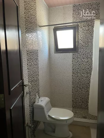 فيلا للإيجار في شارع حاطب ابن عمرو ابن عتيك, حي التحلية, مدينة الخبر, المنطقة الشرقية صورة 5