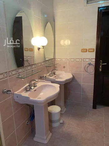 فيلا للبيع في شارع ميسرة العبسى, حي القطبية الشرقية, مدينة امارة منطقة مكة المكرمة - الطائف, منطقة مكة المكرمة صورة 4