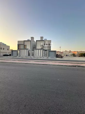 فيلا للبيع في شارع سعد بن مالك, حي المنار, مدينة الدمام, المنطقة الشرقية صورة 2