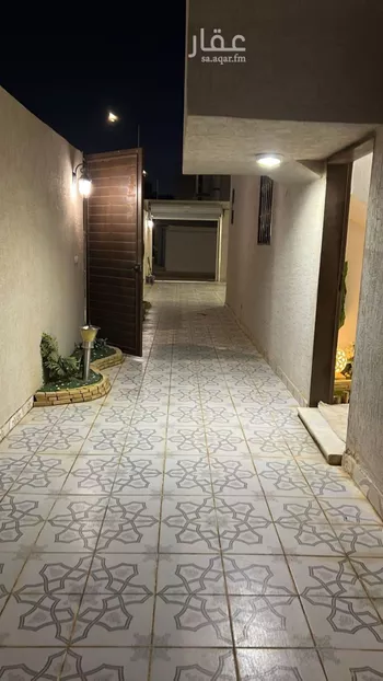 فيلا للإيجار في شارع صالح كمال الدين, حي عكاظ, مدينة الرياض, منطقة الرياض صورة 3