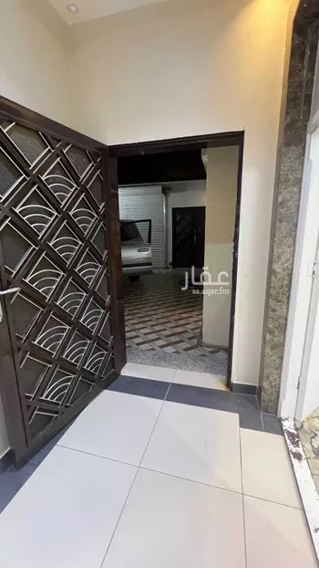 فيلا للبيع في شارع عبد الملك بن إبراهيم ، حي الضاحي ، بريدة ، بريدة صورة 3