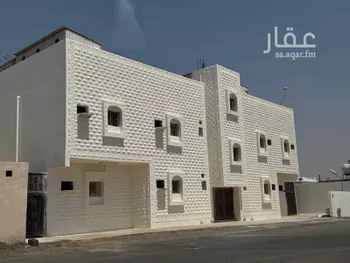 عمارة للإيجار في شارع ابي الحسن بن سالم, حي المرجان, مدينة ينبع, منطقة المدينة المنورة