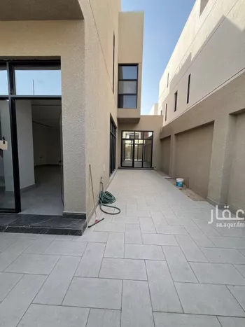 فيلا للبيع في شارع خالد بن العاص, حي النرجس, مدينة الرياض, منطقة الرياض صورة 3