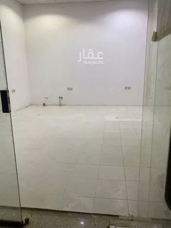 محل للإيجار في شارع ممر مشاه 588 ، حي الدفاع ، المدينة المنورة ، منطقة المدينة المنورة
