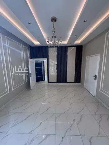 فيلا للبيع في شارع هند بنت ابي امية, حي الزهور, مدينة صامطه, منطقة جازان صورة 5