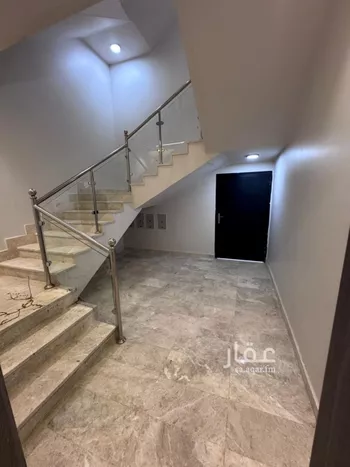 فيلا للبيع في شارع ريحانة بنت زيد, حي الإسكان, مدينة صامطه, منطقة جازان صورة 5