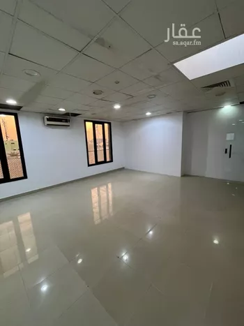 مكتب تجاري للإيجار في شارع زيد بن الخطاب, حي الملز, مدينة الرياض, منطقة الرياض صورة 3