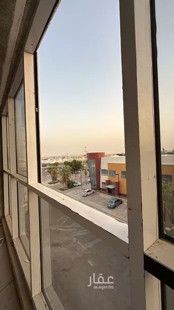 مكتب تجاري للإيجار في شارع أسعد بن زرارة, حي الروضة, مدينة الرياض, منطقة الرياض صورة 2