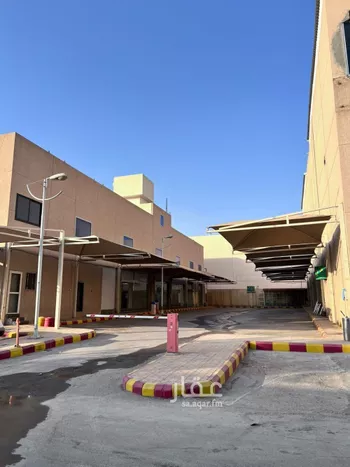 مكتب تجاري للإيجار في شارع شهاب الدين العمادي, حي الروضة, مدينة الرياض, منطقة الرياض صورة 2