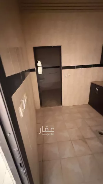 مكتب تجاري للإيجار في شارع زيد بن الخطاب, حي الملز, مدينة الرياض, منطقة الرياض صورة 4