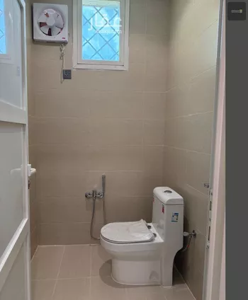 عمارة للإيجار في شارع مكة المكرمة, حي العزيزية, مدينة حائل, منطقة حائل صورة 3