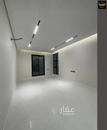فيلا للبيع في شارع قطب الدين بن السلطان, حي المهدية, مدينة الرياض, منطقة الرياض صورة 2