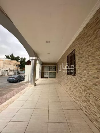 مكتب تجاري للإيجار في شارع عرفات, حي الملز, مدينة الرياض, منطقة الرياض صورة 5