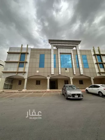 مكتب تجاري للإيجار في شارع عرفات, حي الملز, مدينة الرياض, منطقة الرياض