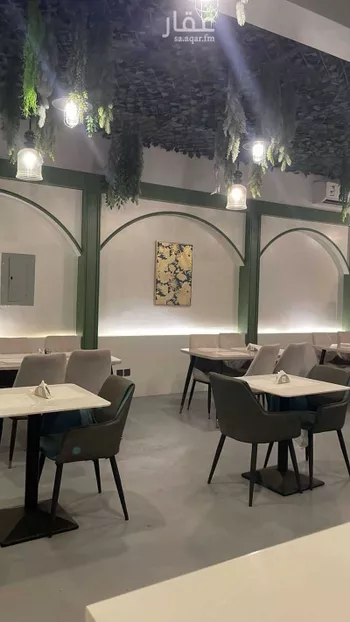 محل للبيع في شارع طارق بن زياد ، حي الخليج ، سيهات‎ ، القطيف