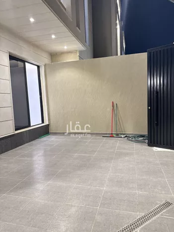 دور للبيع في شارع الرصينية, حي السعادة, مدينة الرياض, منطقة الرياض صورة 3